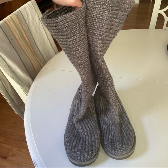 Classic Cardy Gray Womens Ugg boots Sz 8 US - Picture 4 of 9